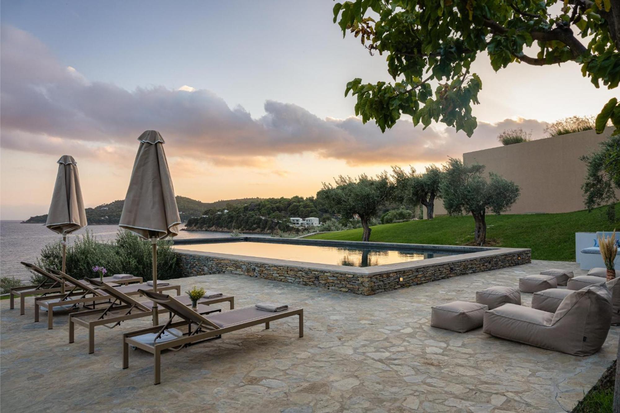 Pelagoon Skiathos Achladies  Ruang foto